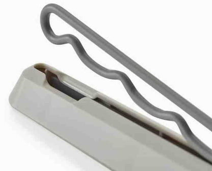 Compact Folding Rail Holder With 5 Hangers Capacity